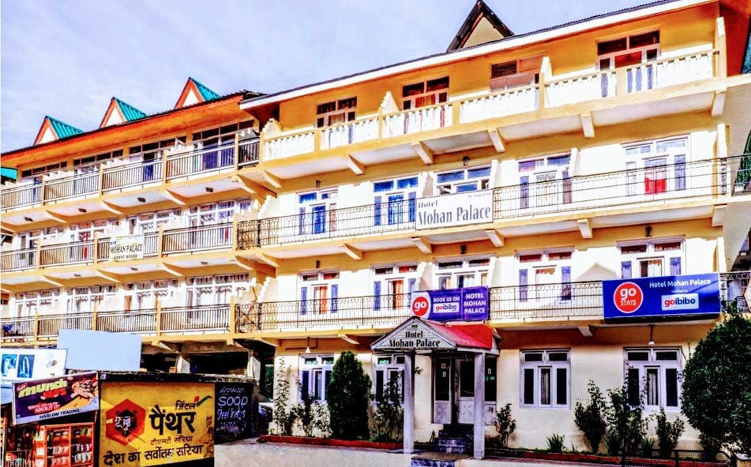 Hotel-Mohan-Palace-1