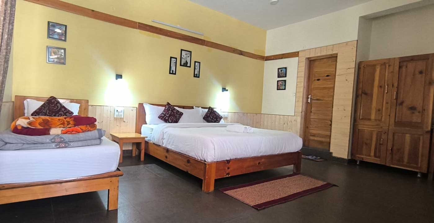 Tirthan-Grand–Riverside2