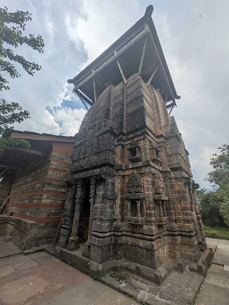 Krishna-Muralidhar-Temple-Thawa5