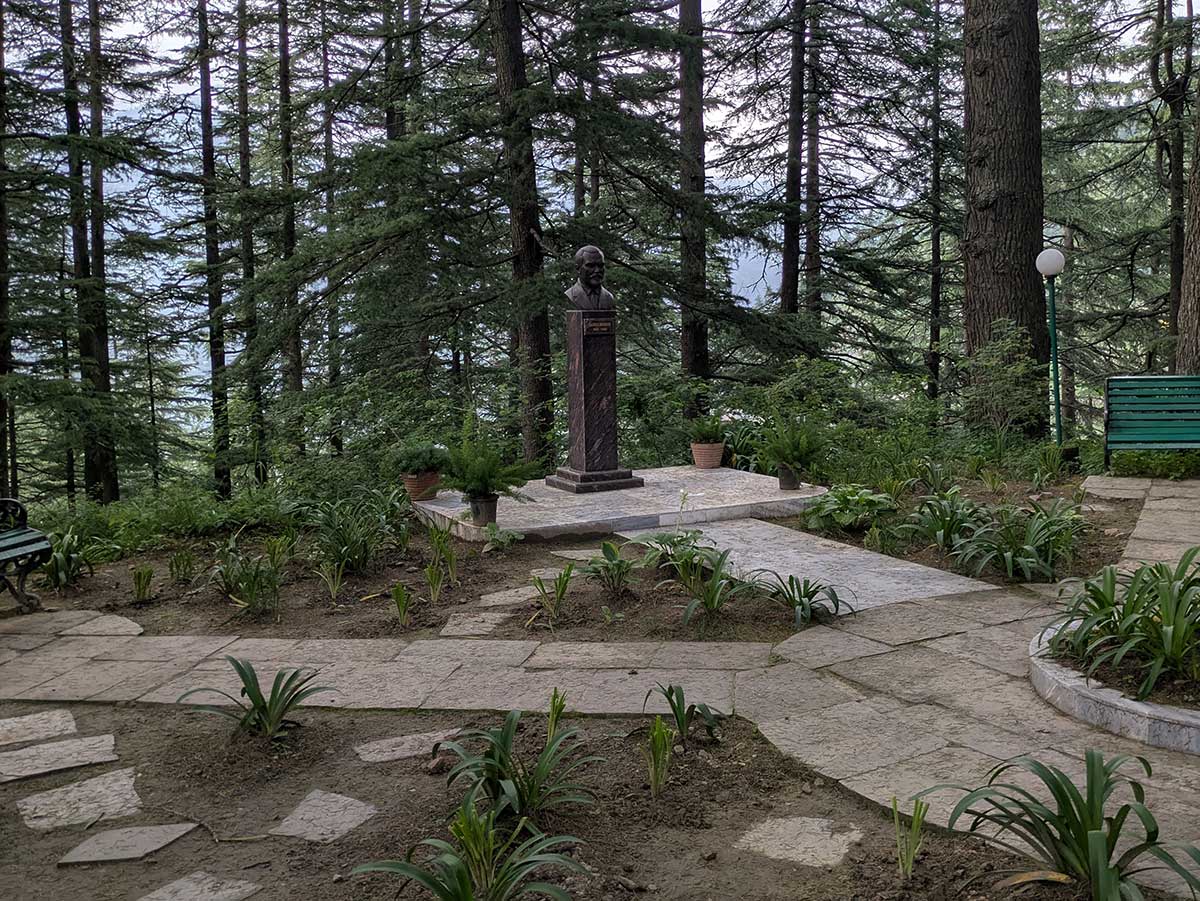 Roerich-Art-Gallery-Naggar4